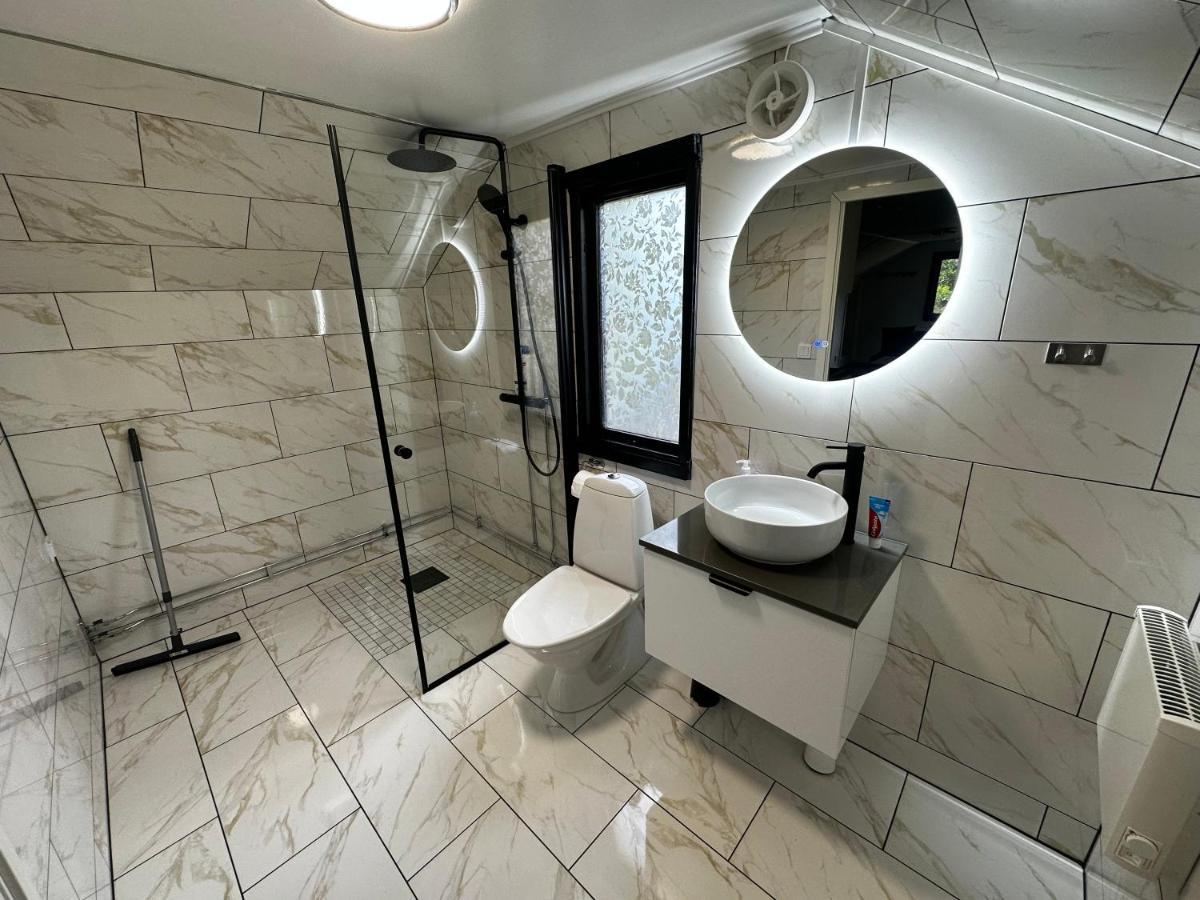 Luxurious Apartment Near Citycenter Бурос Экстерьер фото