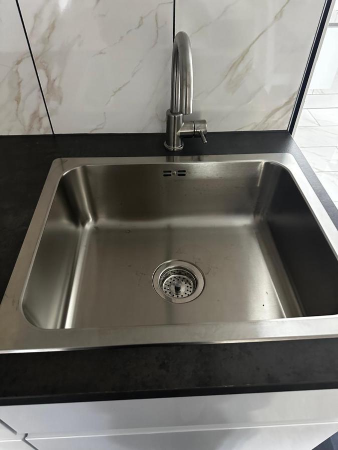 Luxurious Apartment Near Citycenter Бурос Экстерьер фото